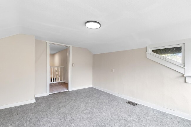 Building Photo - 244 S Volutsia Ave