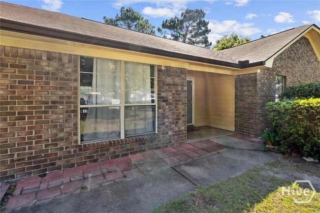 Building Photo - 703 Tray Ct