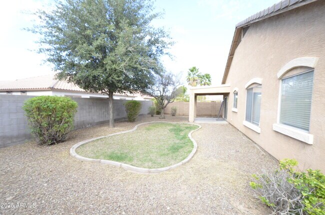 Building Photo - 4564 S Marble St