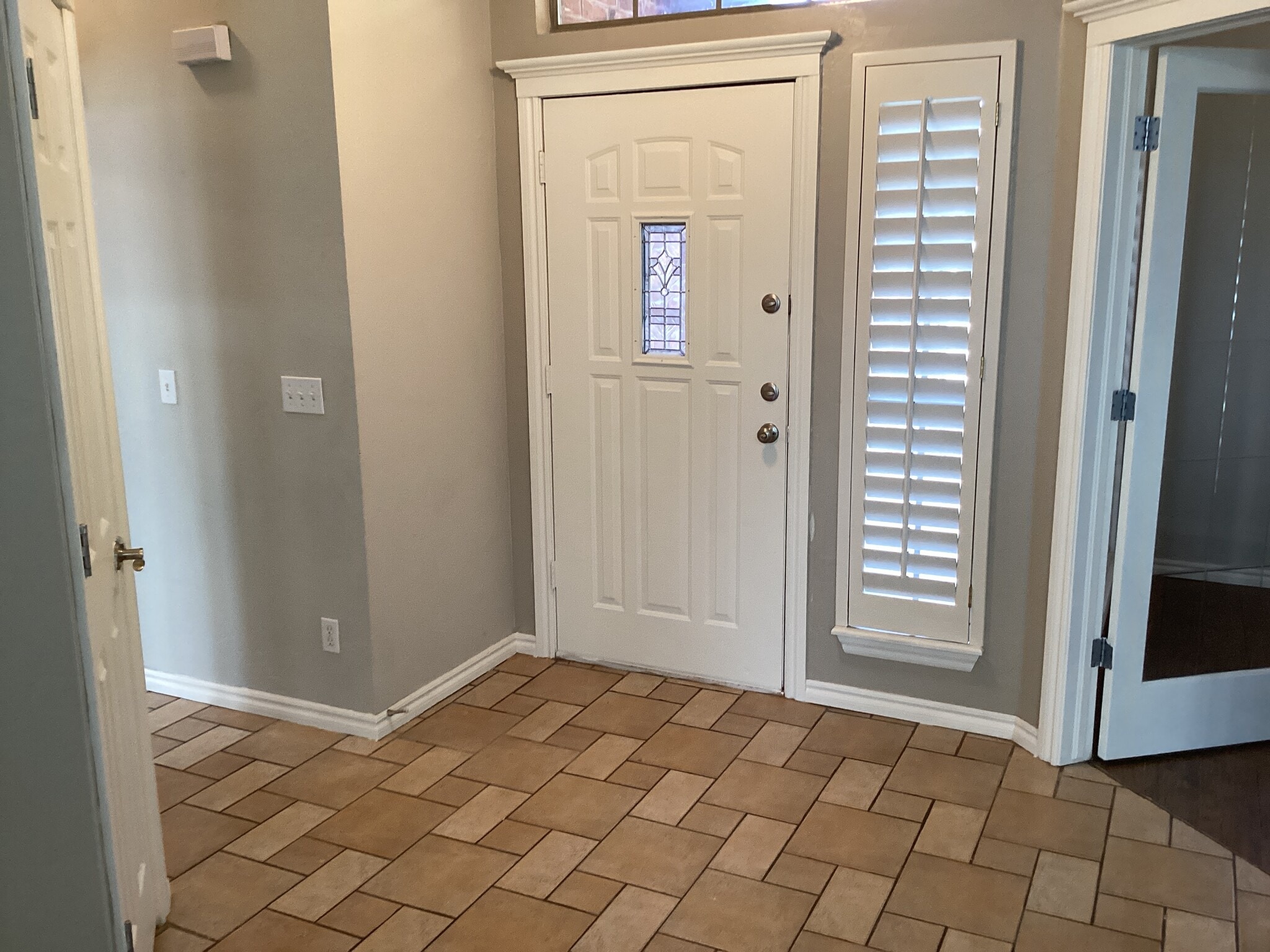 Building Photo - 17533 Zinc Dr