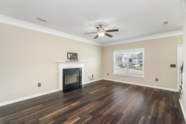 Building Photo - 7713 Budding Vine Ln