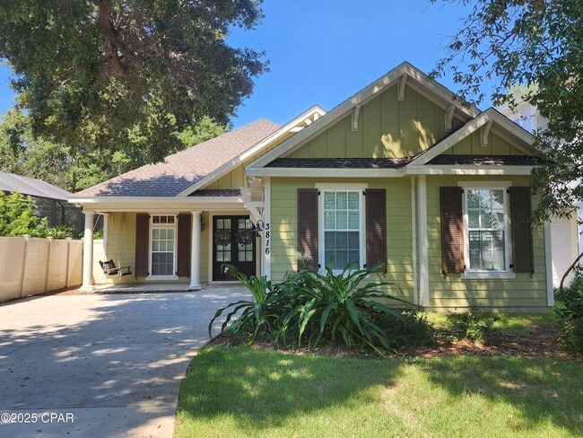 Primary Photo - 3816 Mariner Dr