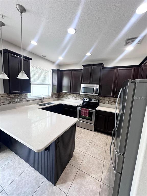 Building Photo - 9319 Strongbark Ln