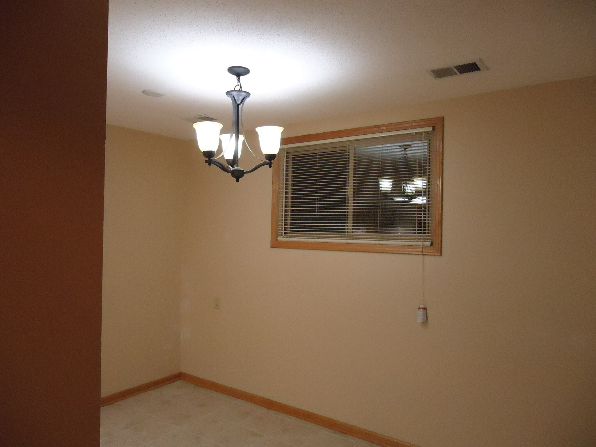 Kitchen eating area - 7440 Germane Trl