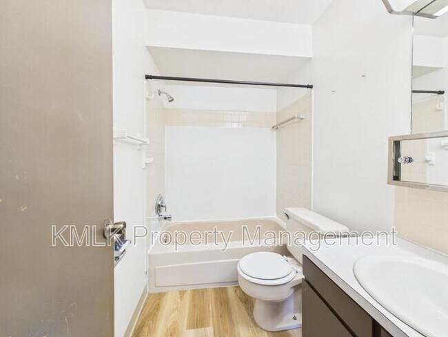 Building Photo - 4280 Lorwood Dr