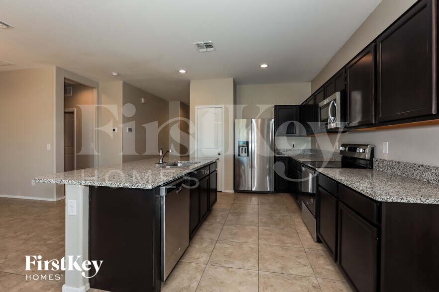 Building Photo - 11388 E Wallflower Ln