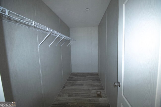 Building Photo - 1778 Zettwell Rd