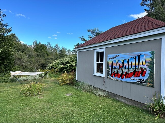 Building Photo - 1172 Bar Harbor Rd