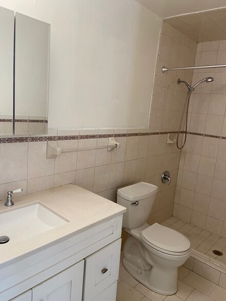 Building Photo - 8325 SW 91st St