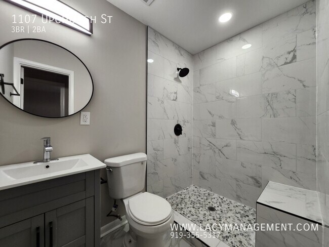 Building Photo - 1107 Upchurch St