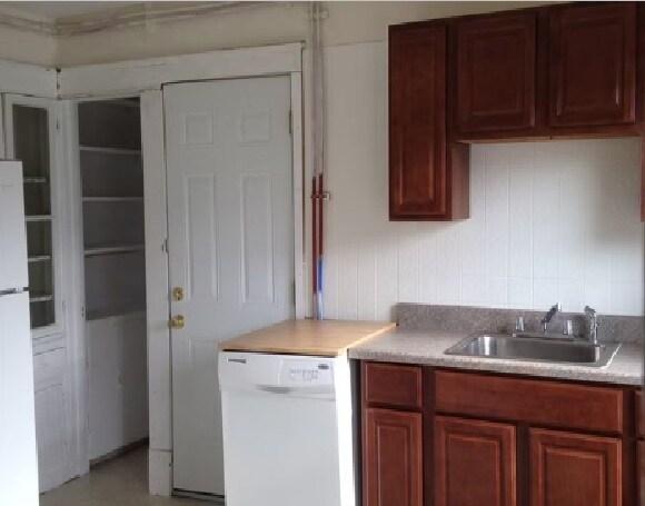 Building Photo - 41 Prescott St