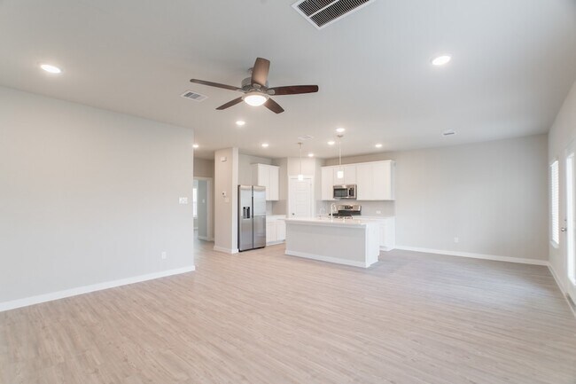 Building Photo - 21710 Prickly Caterpillar Ct