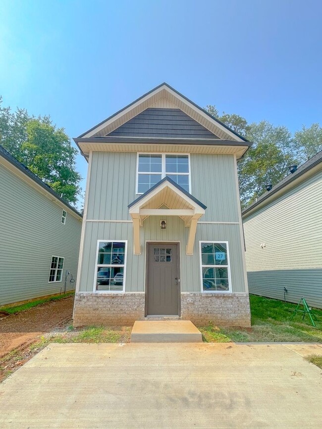 Building Photo - 310 Honeycomb Ct