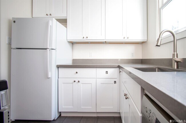 Building Photo - 1415 Masonic Ave