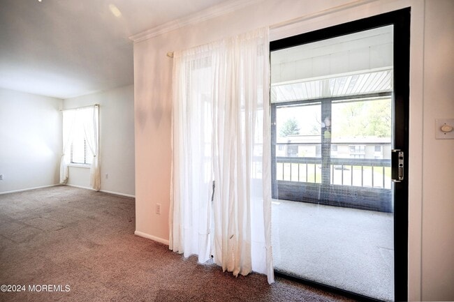 Building Photo - 59 Amberly Dr