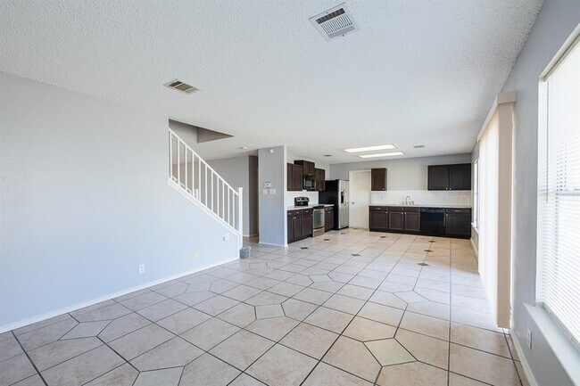 Building Photo - 1240 Dexford Dr