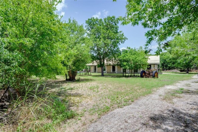 Building Photo - 18641 Camino Real