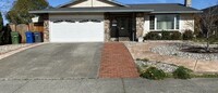 Building Photo - 2023 Crinella Dr