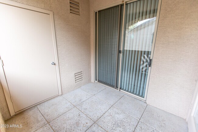 Building Photo - 29606 N Tatum Blvd