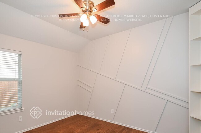 Building Photo - 1023 Concan Dr