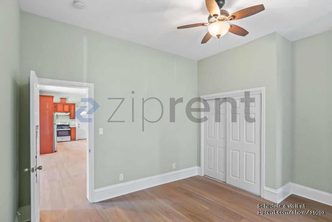Building Photo - 142 N 15th St