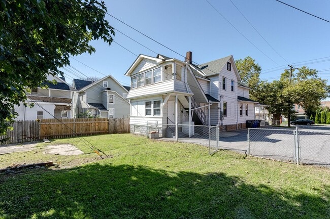 Building Photo - 5515 Bridge Ave