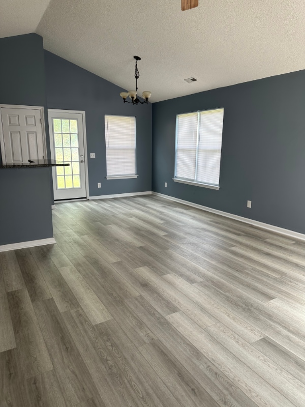 Building Photo - 3001 Satterfield Dr