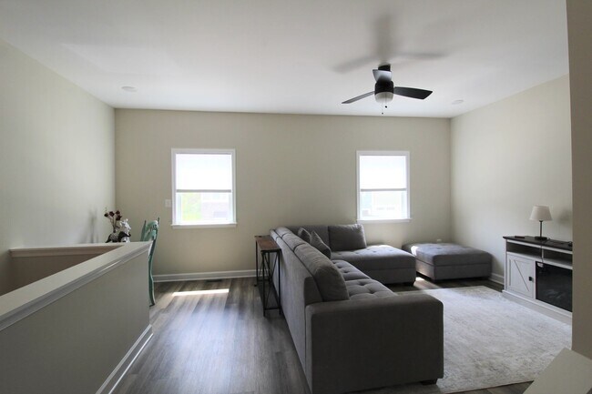 Building Photo - New construction 4 bed 3.5 bath townhome!