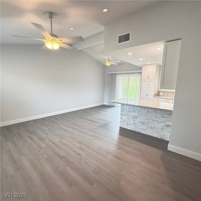 Building Photo - 508 Woodcrest Ct