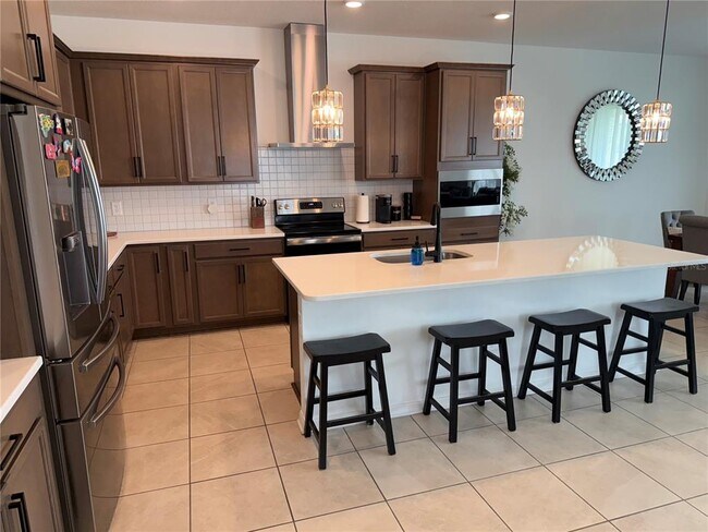 Building Photo - 4702 Birdsong Dr