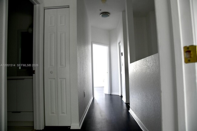 Building Photo - 5670 NW 116th Ave