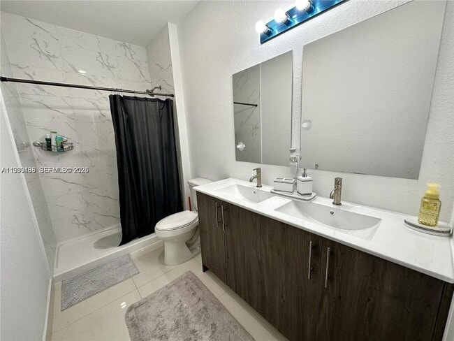 Building Photo - 306 NW 11th Ct