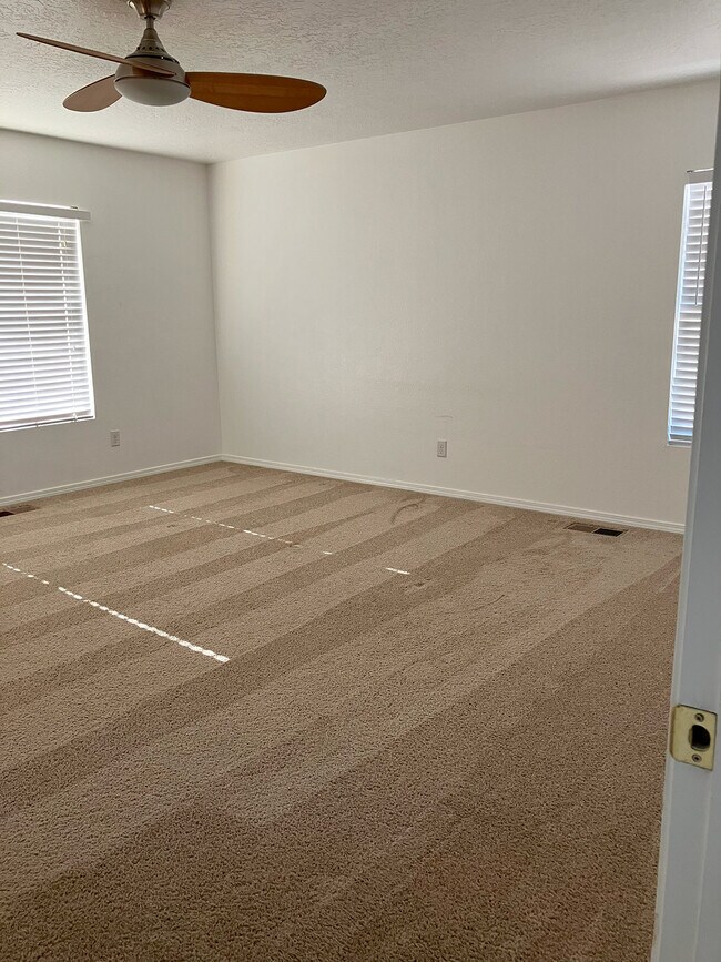 Building Photo - 7616 Stadler Ave NW