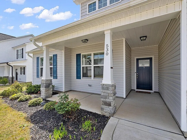 Building Photo - Earn Wealth While Leasing – Like a Homeowner – Lease to Own