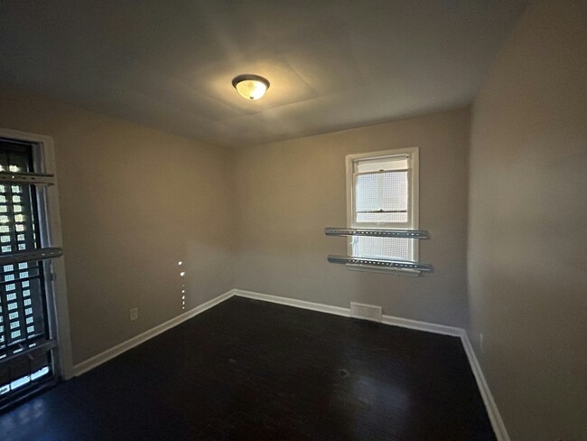 Building Photo - 16544 St Marys St