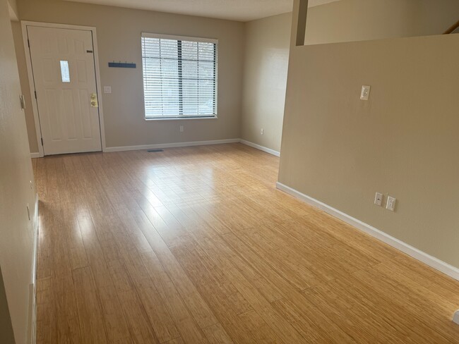 Living Room - 4515 W Bancroft St