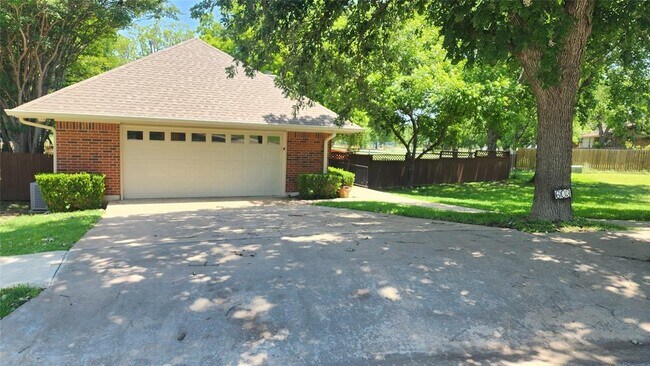 Building Photo - 603 Greenfield Cove