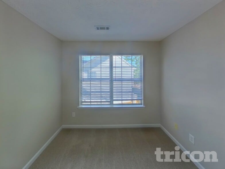 Building Photo - 1132 St Phillips Ct