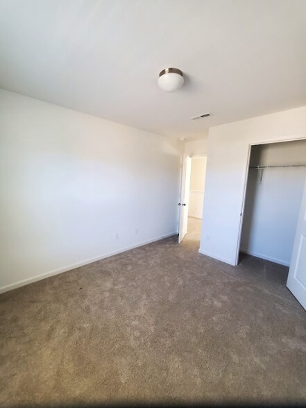 Building Photo - 4040 Resolution Ct