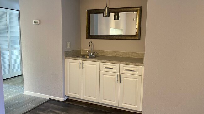 Building Photo - 3709 GREENERY Ct