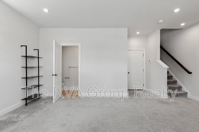 Building Photo - 6448 Cassia Loop