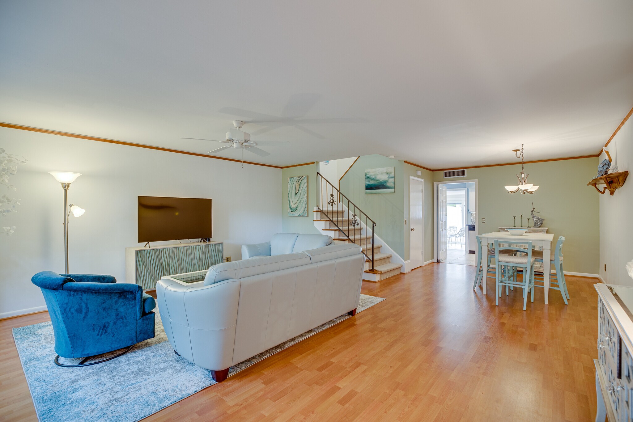 Building Photo - 2722 Cardinal Dr