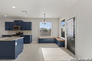 Building Photo - 13835 Fredrick Hl