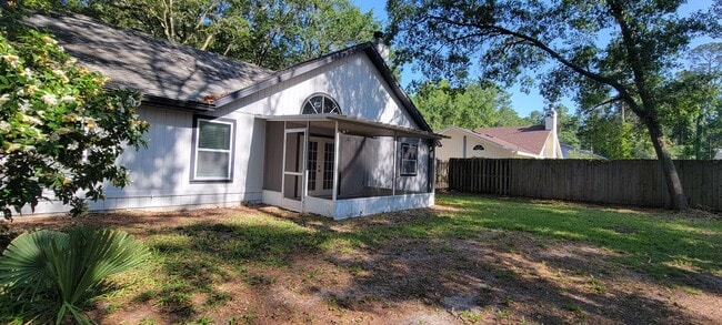 Building Photo - 3 Bedroom/2 Bath Home in Cherry Tree