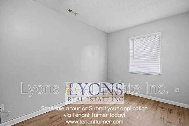 Building Photo - 2814 Kirkwood Cir