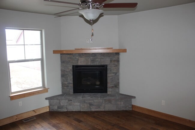 Building Photo - 3689 Pipestone St