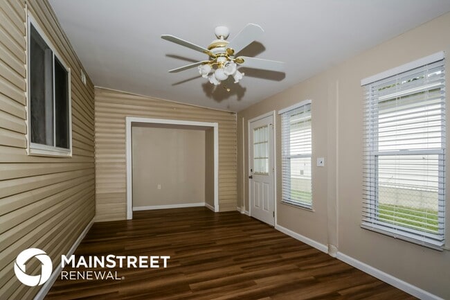 Building Photo - 1688 Boardwalk Ave