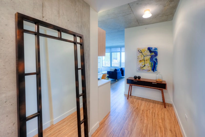 Building Photo - 171 N Desplaines St