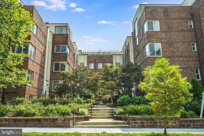 Building Photo - 5405 9th St NW