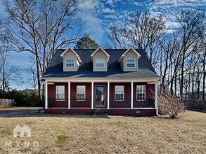 Building Photo - 364 Old Glory Ln